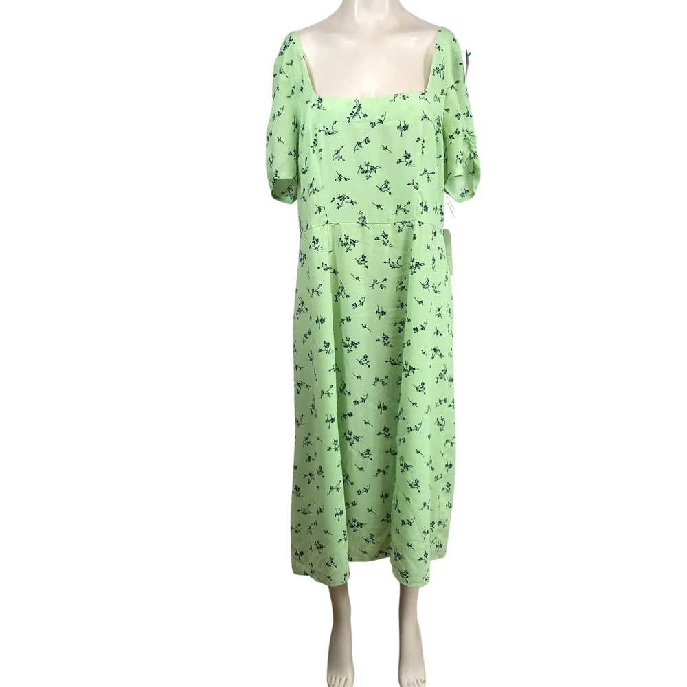 Leith Floral Print Square Neck Smocked Midi Dress Light Green 1X